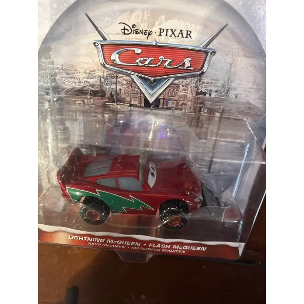 Disney Pixar Cars Lightning McQueen Holiday Christmas Series Metal 1:55 Scale